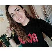Soy una persona con muchas ganas de aprender y enseñar. Mi punto fuerte es la Lengua Castellana y Literatura, aunque puedo ejercer de profesora de apoyo en cualquier asignatura